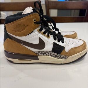 Nike Jordan 4 Retro brown trainers - straps cut - Boys 6Y #sneakers #basketball